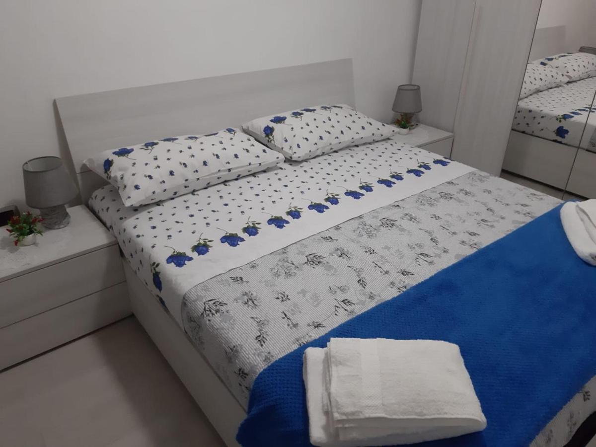 Emily House Napoli